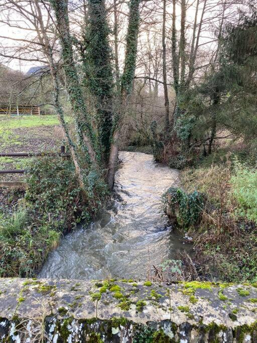 Gite " La Petite Maison" Livry  Luaran gambar