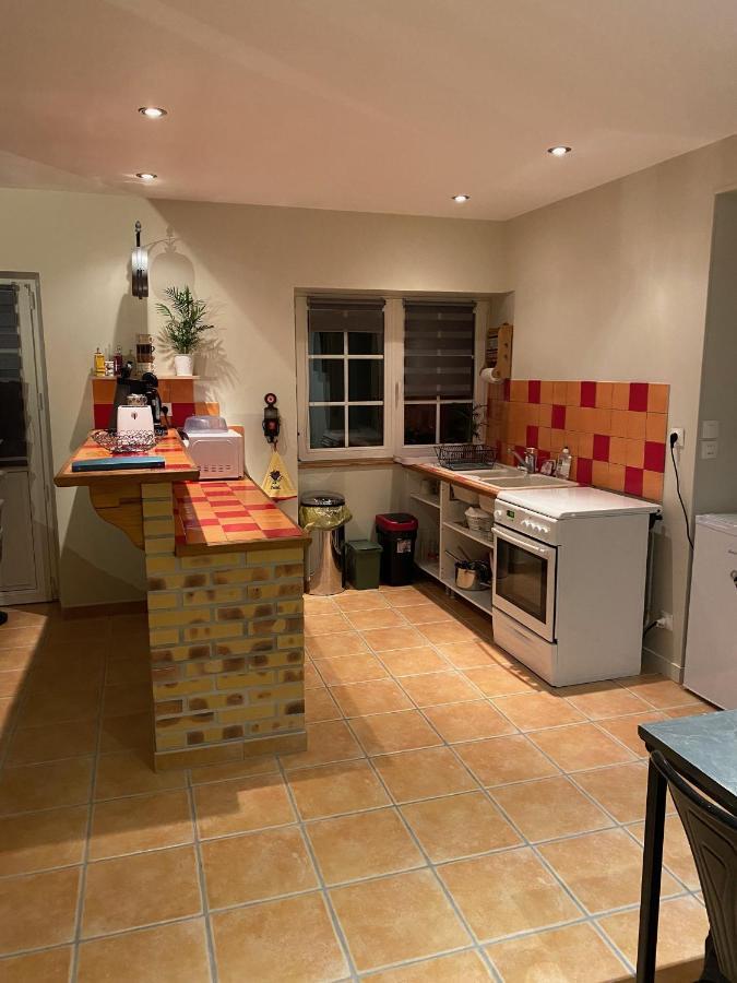 Gite " La Petite Maison" Livry  Luaran gambar